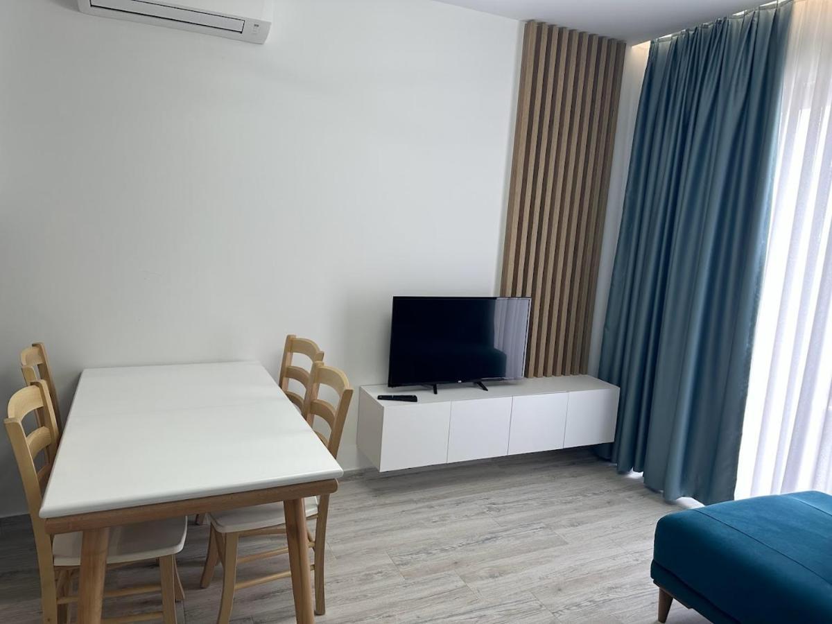 Joanna Suites Sarande Exterior photo